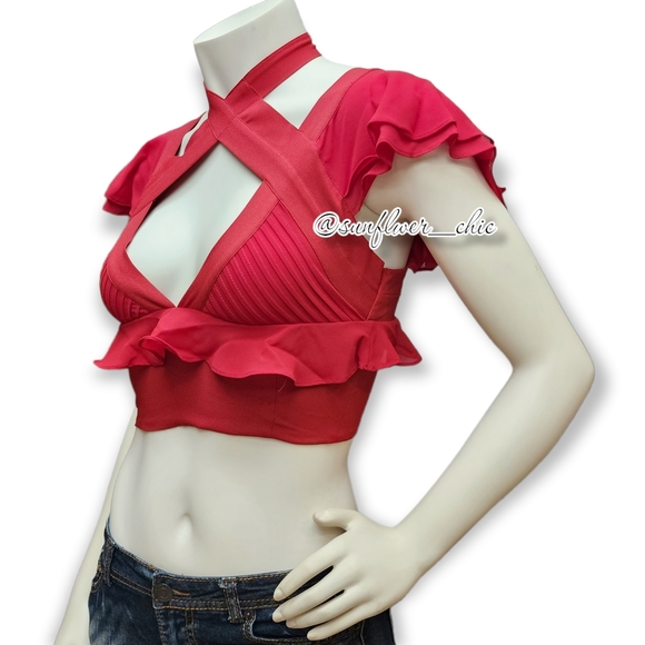 [NEW] Nasty Gal Choker Flutter Sleeve Halter Crop Top - Picture 5 of 14